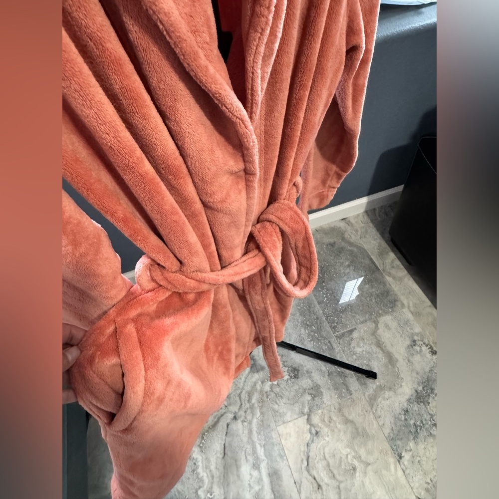 Calvin Klein orange/Coral Robe - Picture 6 of 6